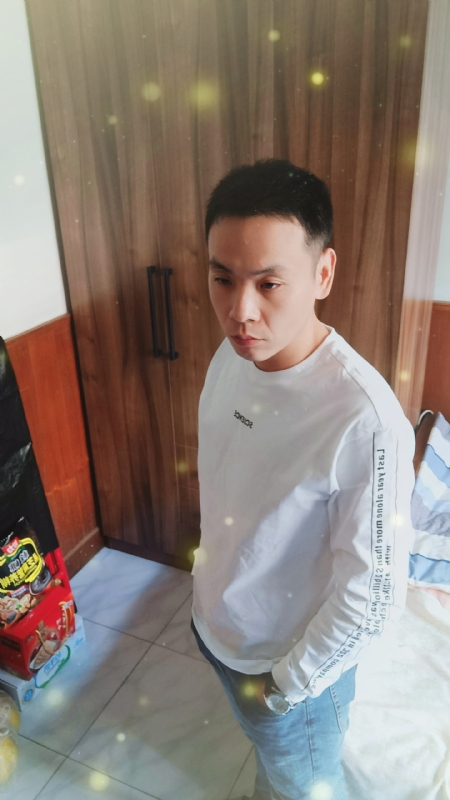 没有蜡笔的小航的第三张照片--商丘相亲服务中心
