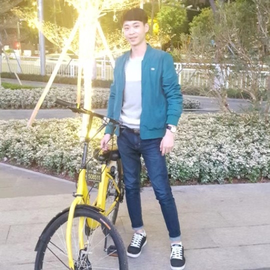 李伟的第一张照片--商丘相亲服务中心
