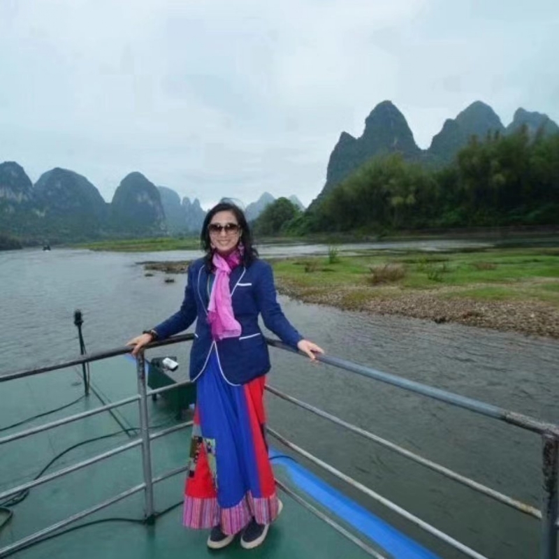 julia的第一张照片--商丘相亲服务中心