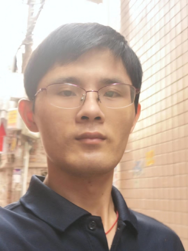 陈海坚的第一张照片--商丘相亲服务中心