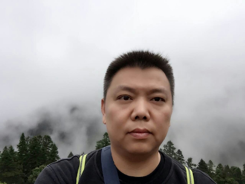 俊哥的第一张照片--商丘相亲服务中心