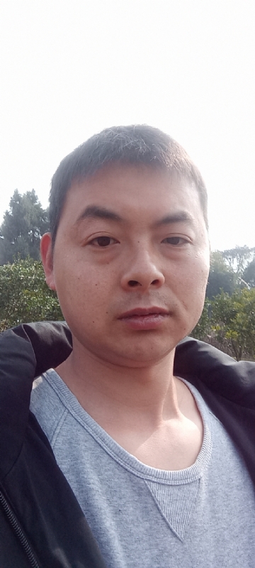 亲亲抱抱我爱你的第一张照片--商丘相亲服务中心