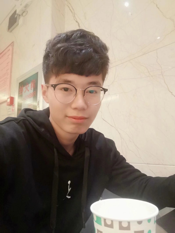 小张的第一张照片--商丘相亲服务中心