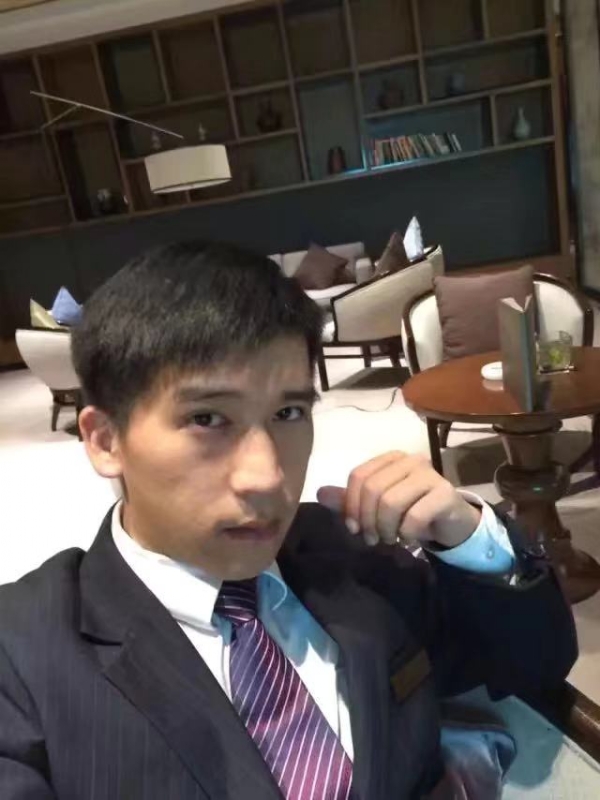 一条孤独的鱼的第二张照片--商丘相亲服务中心