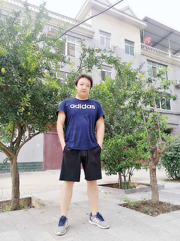 小宇的第一张照片--商丘相亲服务中心