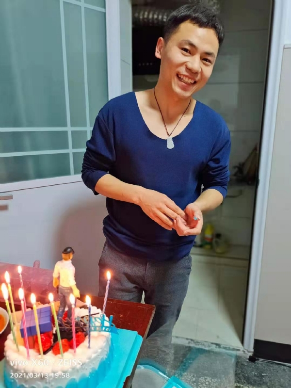 找结婚对象的第一张照片--商丘相亲服务中心