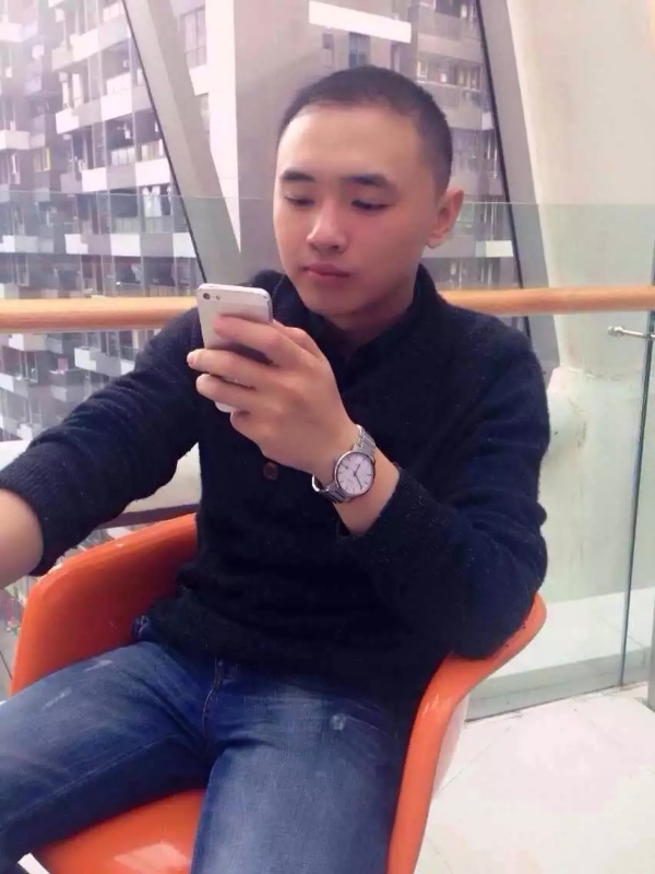 一个人的第一张照片--商丘相亲服务中心
