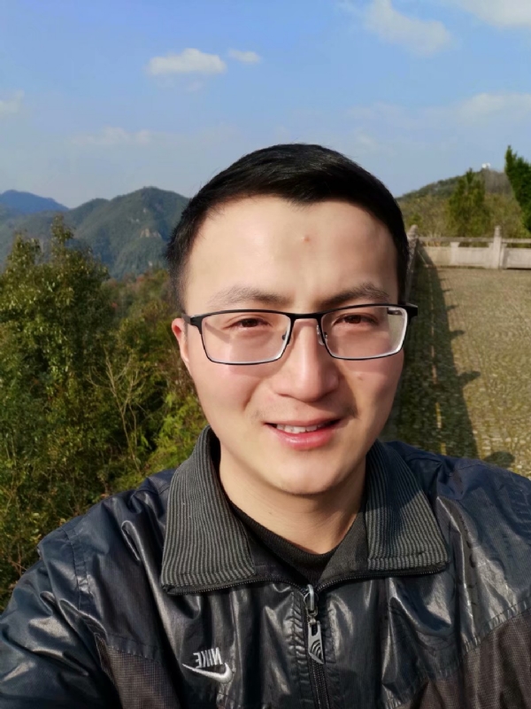杨先生的第一张照片--商丘相亲服务中心