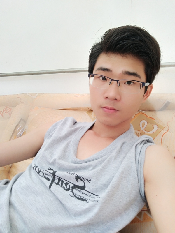 南国大帝的第一张照片--商丘相亲服务中心
