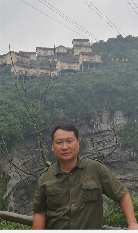 迷彩人生的第一张照片--商丘相亲服务中心
