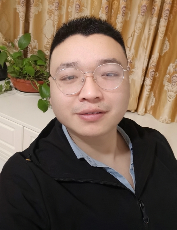 华哥的第二张照片--商丘相亲服务中心