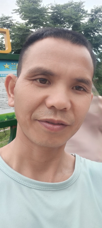 找个相爱的人结婚的第一张照片--商丘相亲服务中心