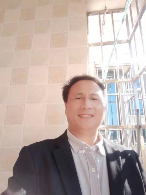 平平安安的第一张照片--商丘相亲服务中心