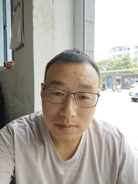 转身的距离的第一张照片--商丘相亲服务中心