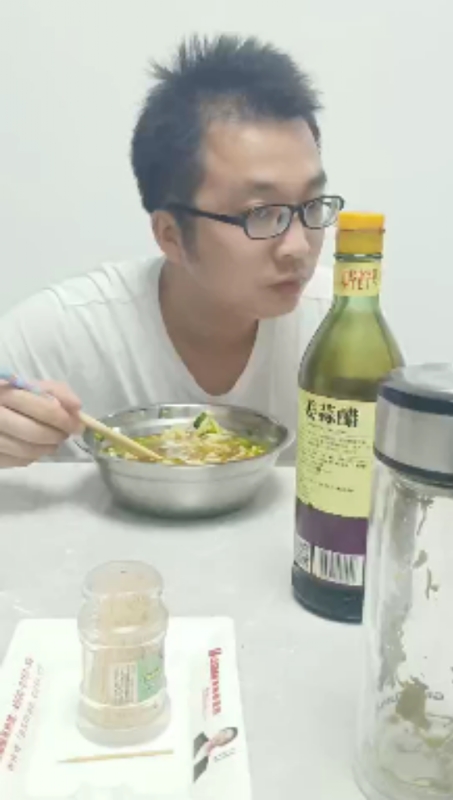 超超的第一张照片--商丘相亲服务中心