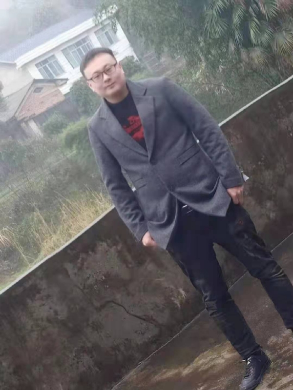 冰城的第二张照片--商丘相亲服务中心