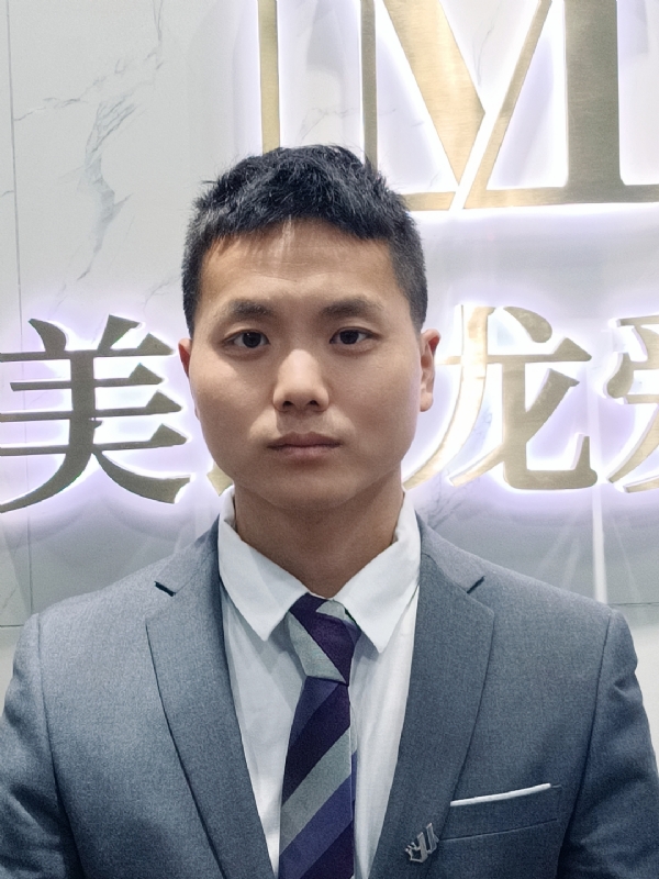 武路的第一张照片--商丘相亲服务中心
