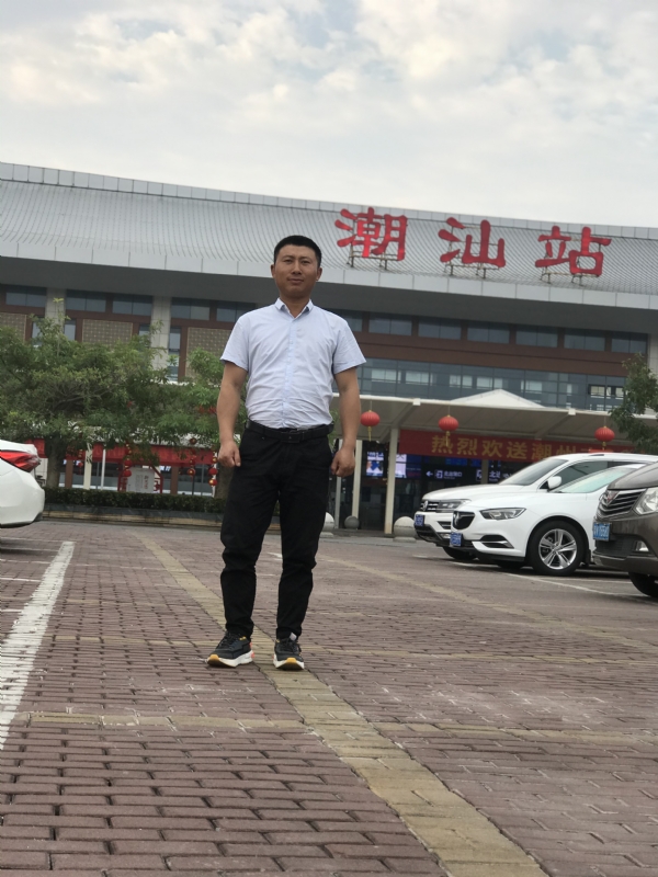健华的第三张照片--商丘相亲服务中心