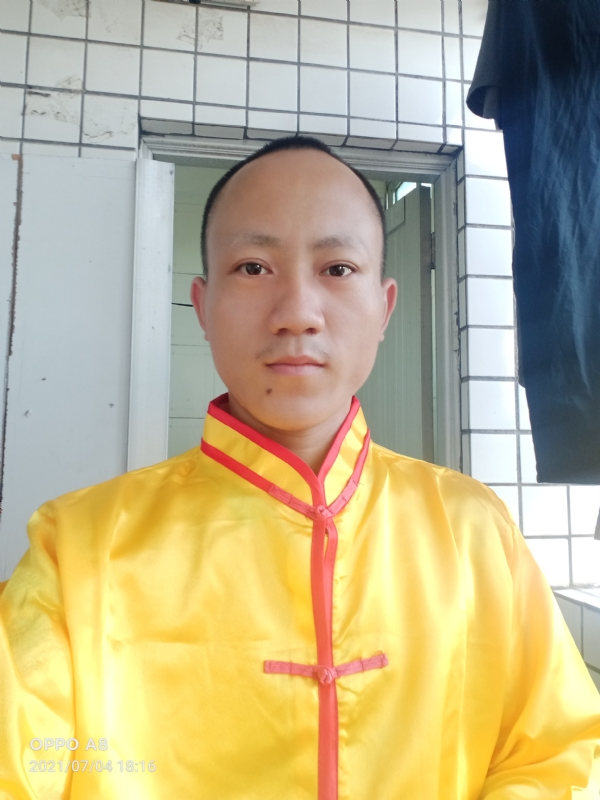 宋福军的第一张照片--商丘相亲服务中心