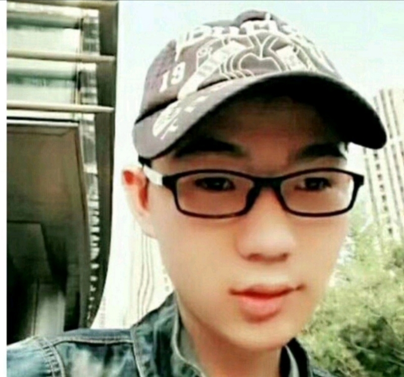 小霪虫的第三张照片--商丘相亲服务中心