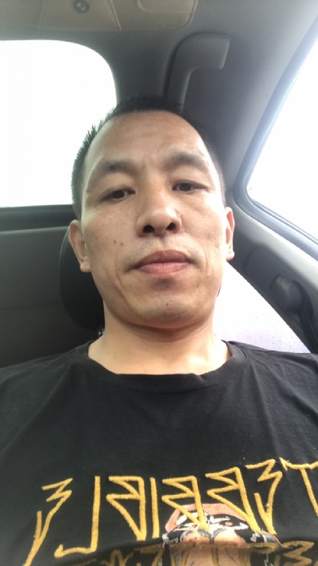 迷茫的第一张照片--商丘相亲服务中心