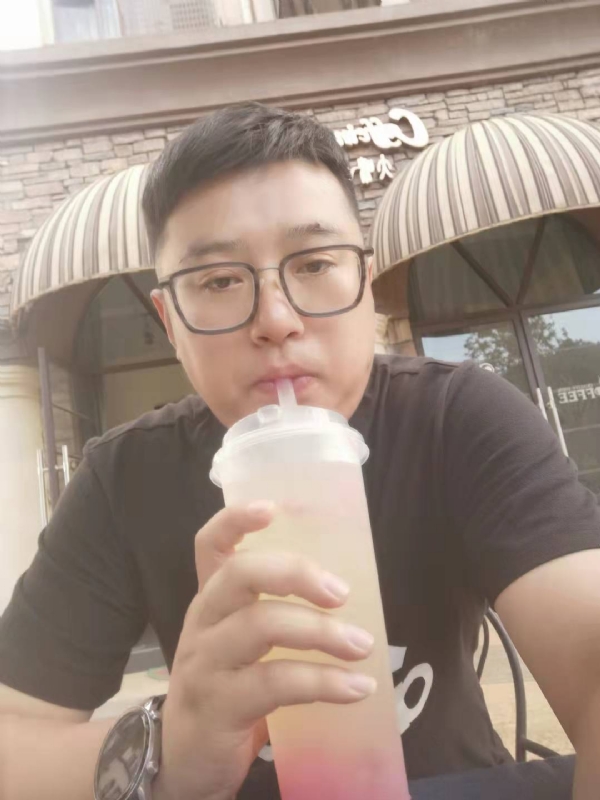 半旧情怀的第一张照片--商丘相亲服务中心