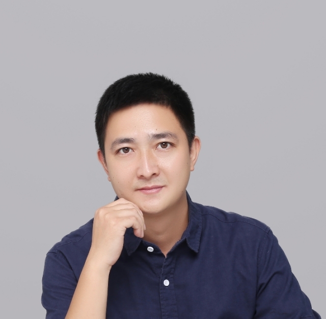 小丑的第一张照片--商丘相亲服务中心