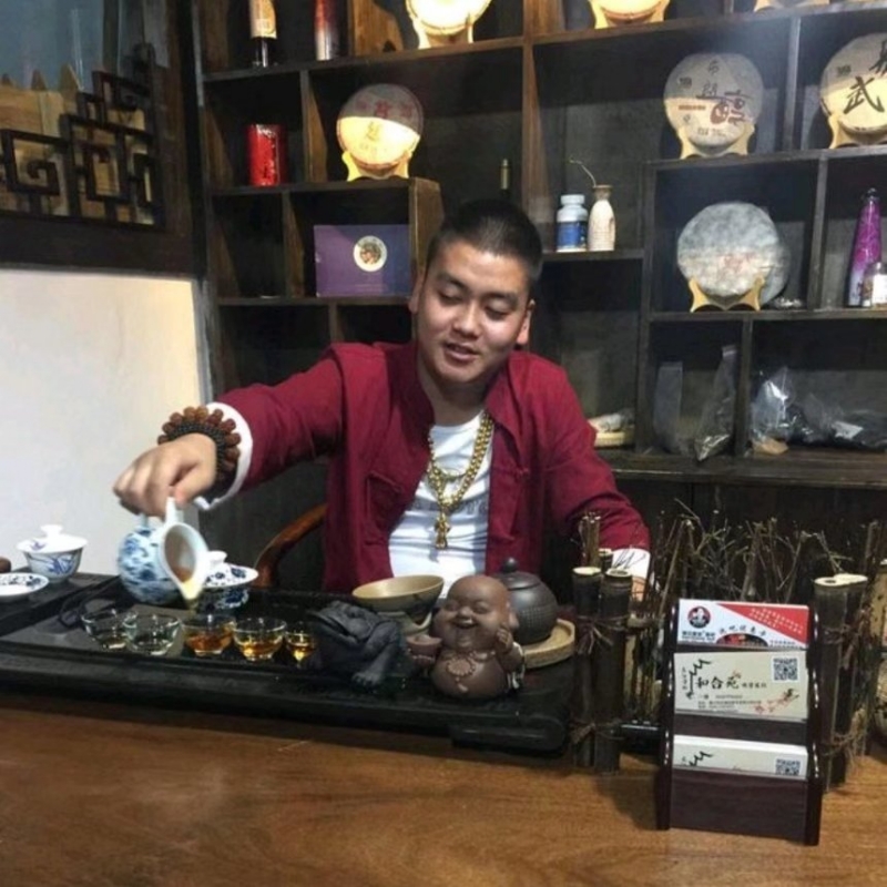 请叫我金爷的第一张照片--商丘相亲服务中心