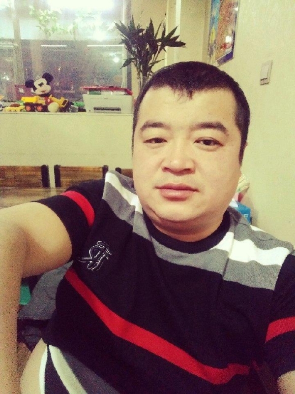 老实人的第一张照片--商丘相亲服务中心