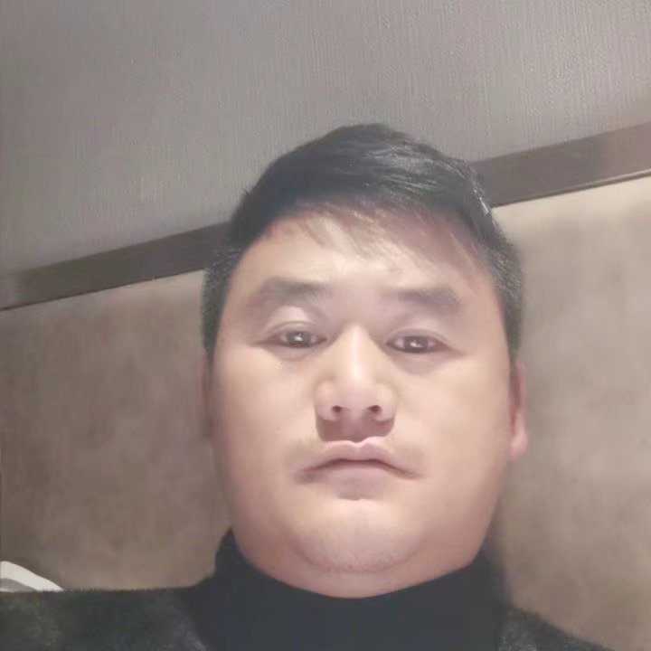 奔跑的第一张照片--商丘相亲服务中心