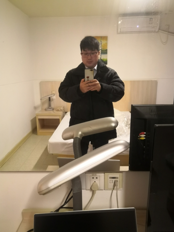 胡先生的第二张照片--商丘相亲服务中心