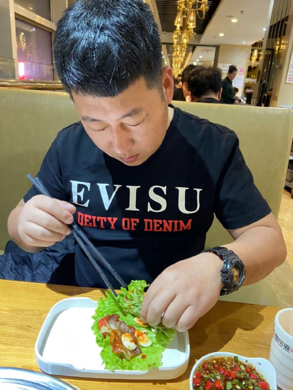 砒霜的第一张照片--商丘相亲服务中心