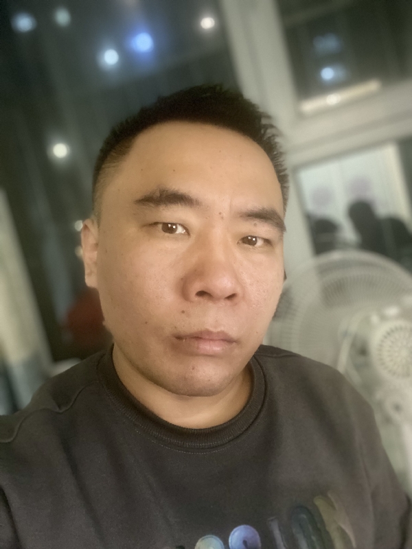 云的第四张照片--商丘相亲服务中心