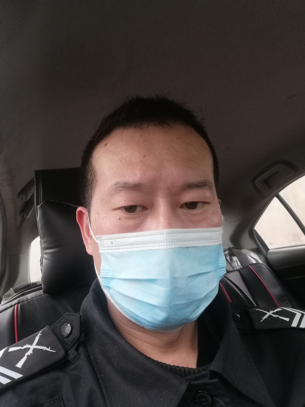 不会躲的刺猬的第一张照片--商丘相亲服务中心
