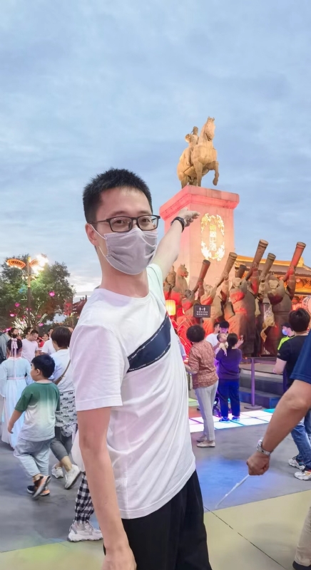 一休哥的第一张照片--商丘相亲服务中心