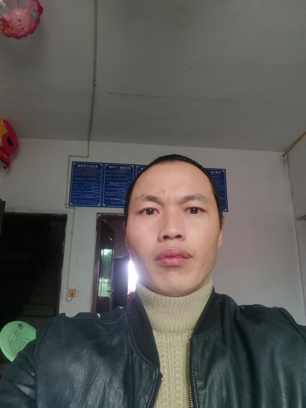 陈前的第一张照片--商丘相亲服务中心