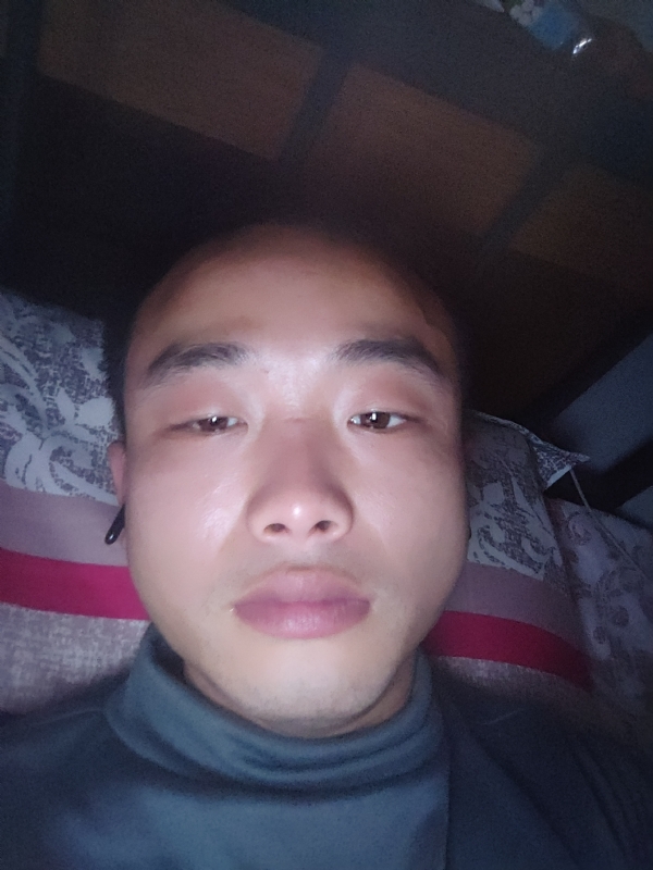 偏爱的第一张照片--商丘相亲服务中心