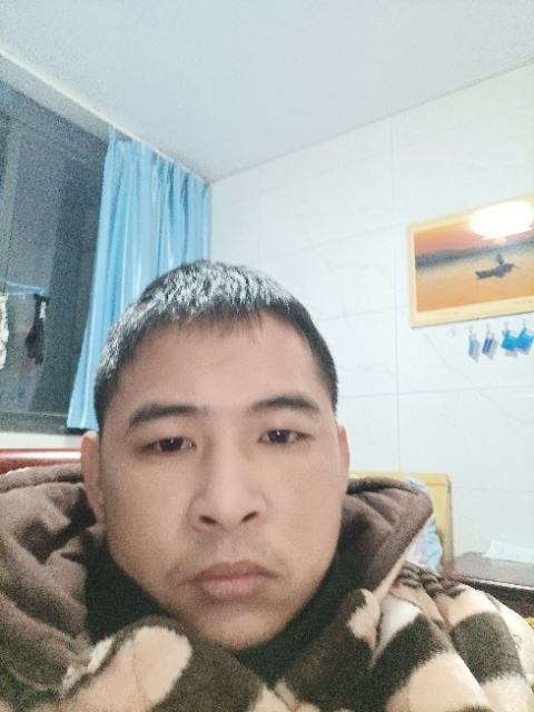 寂寞的第二张照片--商丘相亲服务中心