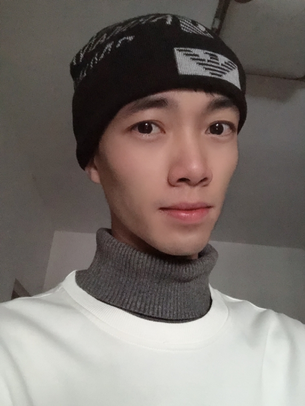 小良先生的第一张照片--商丘相亲服务中心