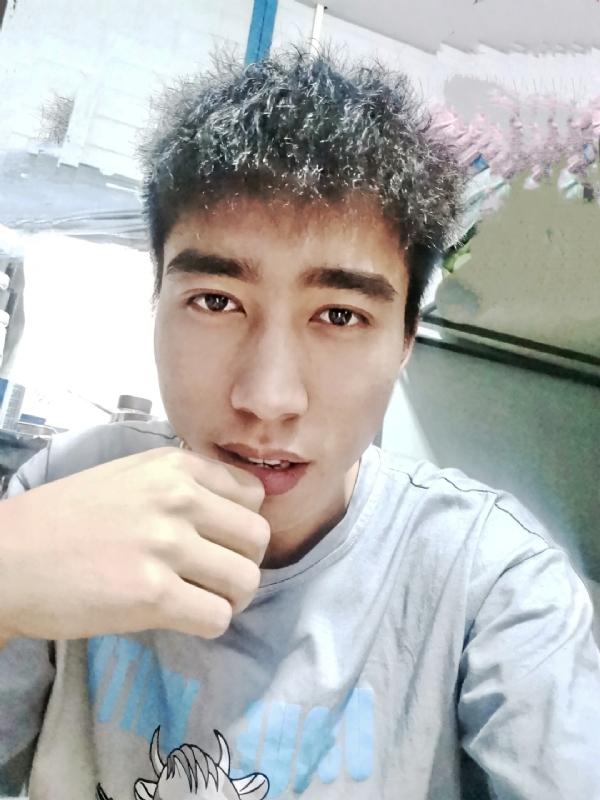 未来可期的第一张照片--商丘相亲服务中心