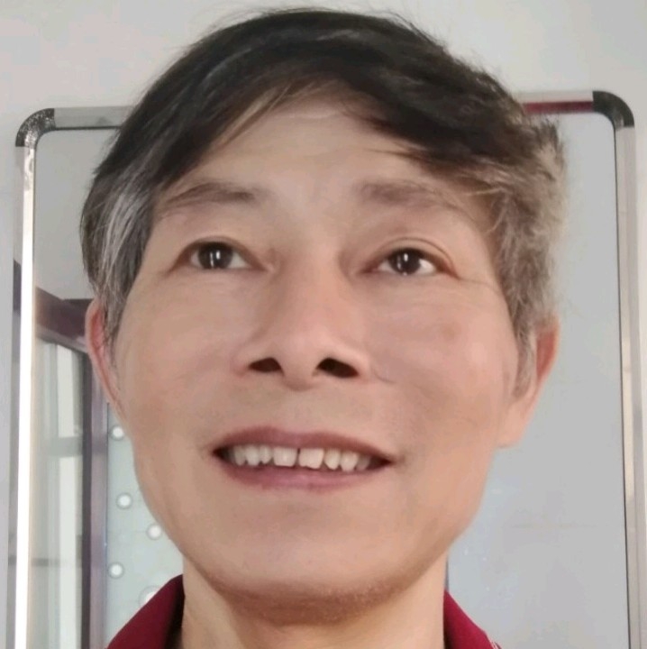 唐衡的第一张照片--商丘相亲服务中心