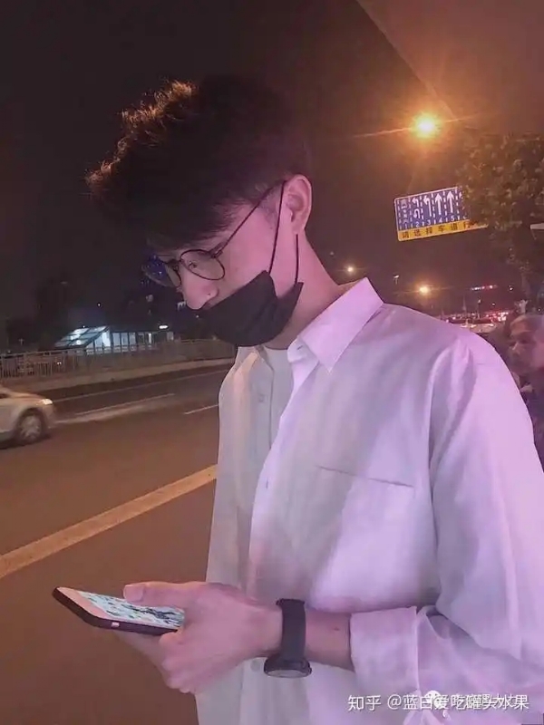 情圣的第一张照片--商丘相亲服务中心