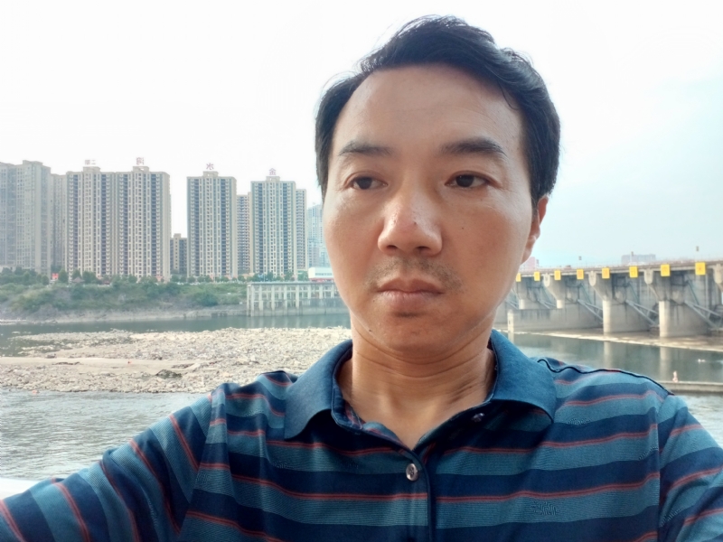 yangguang的第一张照片--商丘相亲服务中心
