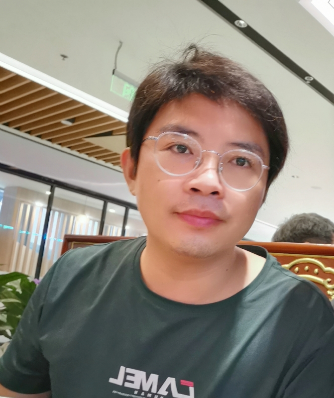 陆迅的第三张照片--商丘相亲服务中心