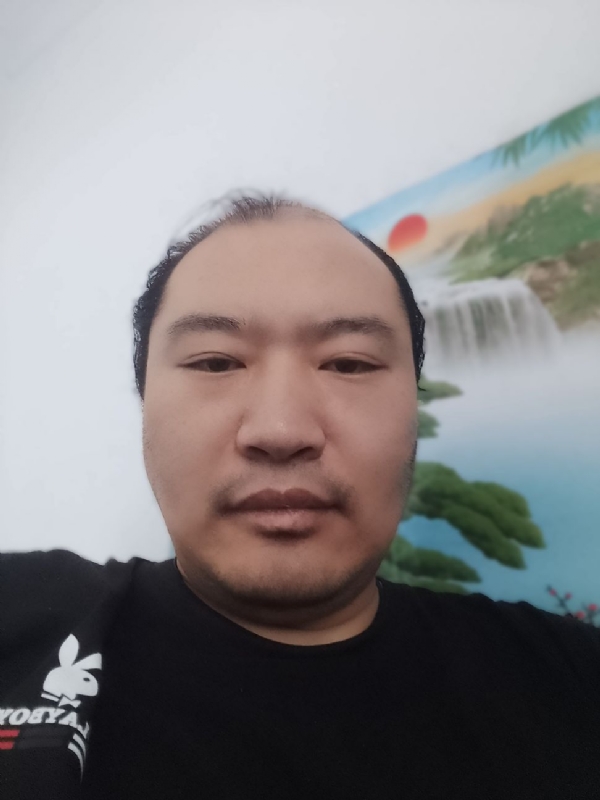 宝心的第一张照片--商丘相亲服务中心