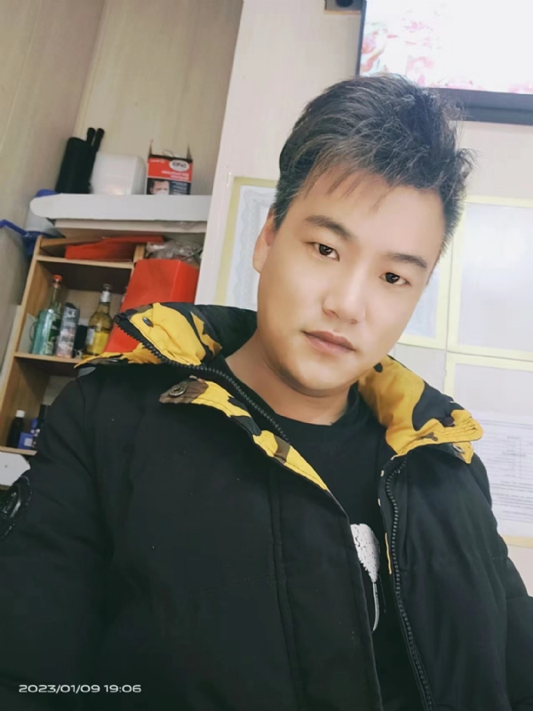 孤酒枕愁眼眠的第一张照片--商丘相亲服务中心