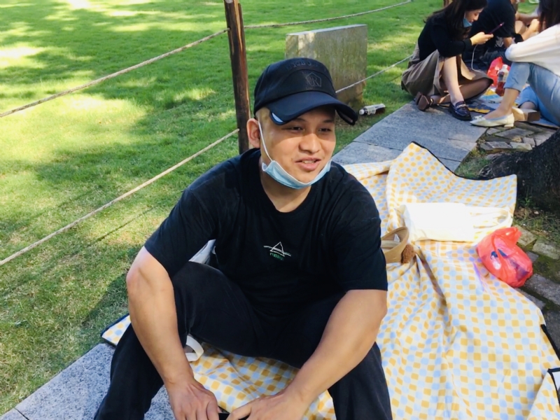 好大一颗石头的第一张照片--商丘相亲服务中心