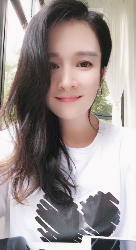 晨曦的第一张照片--商丘相亲服务中心