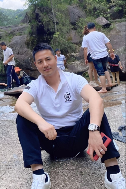 勿忘初心的第三张照片--商丘相亲服务中心