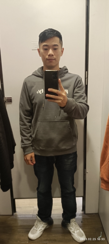 酷酷的少年的第一张照片--商丘相亲服务中心